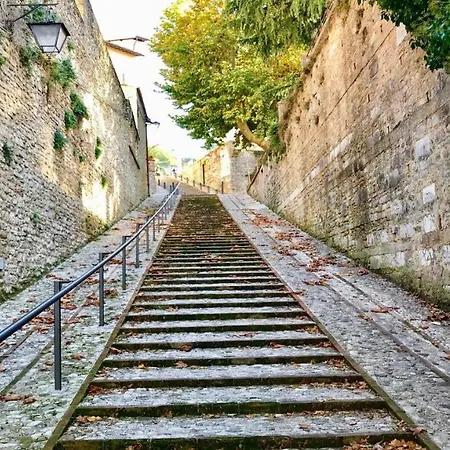 Antiquity. Car Unnecessary. Rome 1 Hour * Spoleto